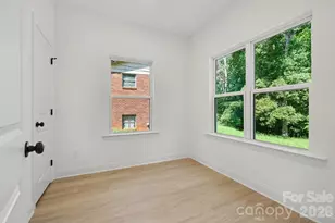 1419 23rd Ave Pl NE, Hickory, NC 28601 - Photo 17