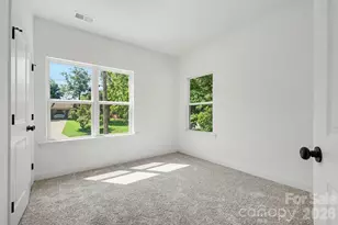 1419 23rd Ave Pl NE, Hickory, NC 28601 - Photo 11