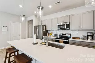 3132 Hutton Gdns Ln, Charlotte, NC 28269 - Photo 23