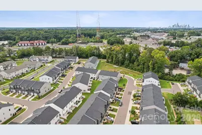 3132 Hutton Gardens Lane, Charlotte, NC 28269 - Photo 47