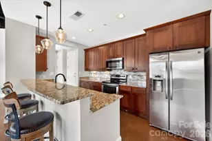 2338 Yadkin Ave, Charlotte, NC 28205 - Photo 15