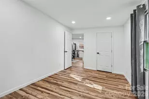 3628 Michigan Ave, Charlotte, NC 28215 - Photo 15