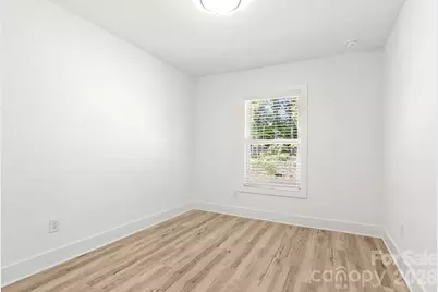 516 Carolyn Lane, Charlotte, NC 28213 - Photo 29