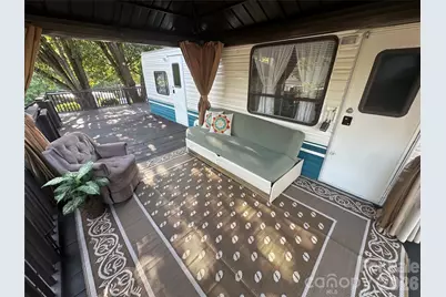 142 Cardinal Avenue, New London, NC 28127 - Photo 23