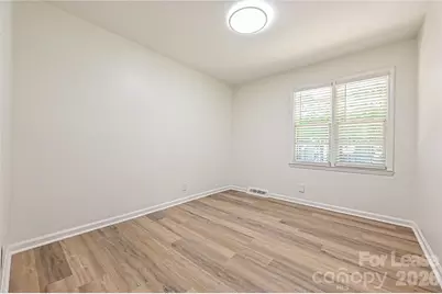 5121 Farm Pond Lane, Charlotte, NC 28212 - Photo 19