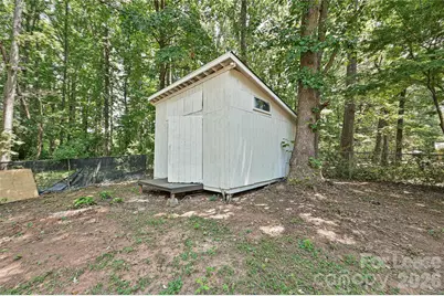 5121 Farm Pond Lane, Charlotte, NC 28212 - Photo 23
