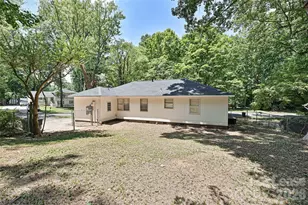 5121 Farm Pond Ln, Charlotte, NC 28212 - Photo 25