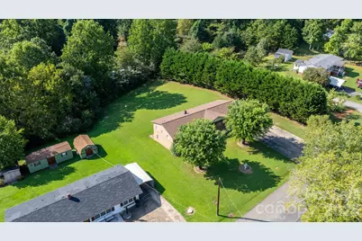 402 Dogwood Drive, Rhodhiss, NC 28601 - Photo 29