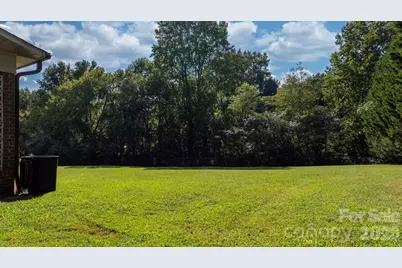 402 Dogwood Drive, Rhodhiss, NC 28601 - Photo 3