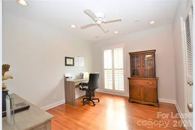 2409 Huntingtowne Farms Lane, Charlotte, NC 28210 - Photo 19