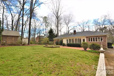 2409 Huntingtowne Farms Lane, Charlotte, NC 28210 - Photo 37