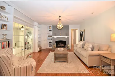 2409 Huntingtowne Farms Lane, Charlotte, NC 28210 - Photo 13