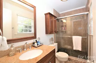 2409 Huntingtowne Farms Ln, Charlotte, NC 28210 - Photo 29