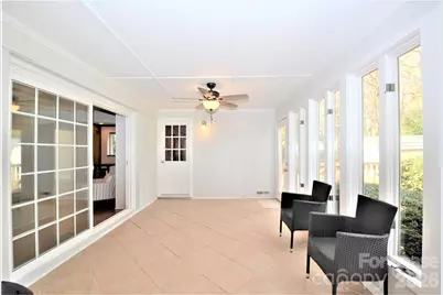 2409 Huntingtowne Farms Lane, Charlotte, NC 28210 - Photo 15