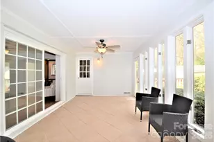 2409 Huntingtowne Farms Ln, Charlotte, NC 28210 - Photo 15