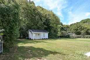 731 Wabash Ave, Charlotte, NC 28208 - Photo 1