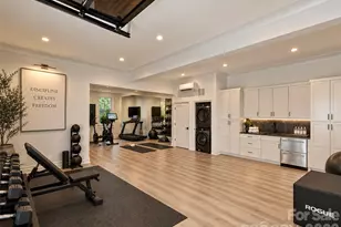 600 Hermitage Rd, Charlotte, NC 28207 - Photo 45