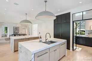 600 Hermitage Rd, Charlotte, NC 28207 - Photo 23