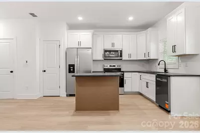 520 Carolyn Lane, Charlotte, NC 28213 - Photo 11
