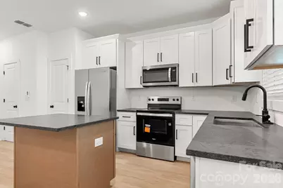 520 Carolyn Lane, Charlotte, NC 28213 - Photo 13