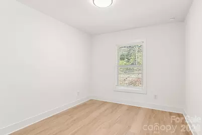 520 Carolyn Lane, Charlotte, NC 28213 - Photo 29