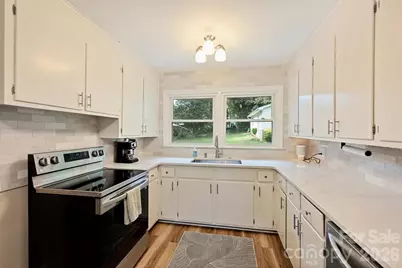 2816 Shamrock Drive, Charlotte, NC 28205 - Photo 19