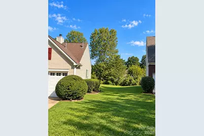 2444 Brathay Court, Charlotte, NC 28269 - Photo 3