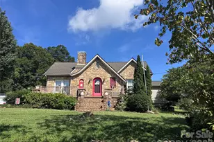 106 Myrtle St, Morganton, NC 28655 - Photo 3