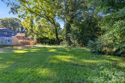 2019 St Mark Street, Charlotte, NC 28216 - Photo 3