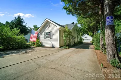 8721 Brookstead Meadow Court, Charlotte, NC 28215 - Photo 3
