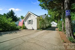 8721 Brookstead Meadow Ct, Charlotte, NC 28215 - Photo 3