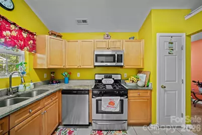 8721 Brookstead Meadow Court, Charlotte, NC 28215 - Photo 11