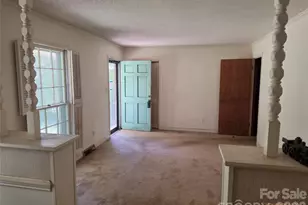 7616 Christie Ln, Charlotte, NC 28217 - Photo 3