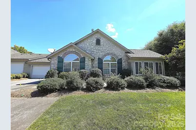 812 Wynnshire Drive #B, Hickory, NC 28601 - Photo 3