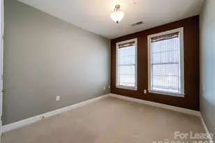 518 Clarice Ave, Charlotte, NC 28204 - Photo 25
