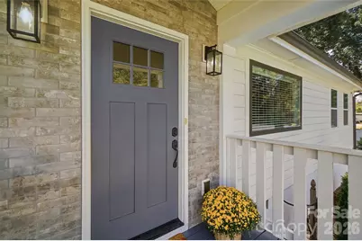 1901 Clearwood Lane, Charlotte, NC 28214 - Photo 3