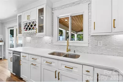 1901 Clearwood Lane, Charlotte, NC 28214 - Photo 11