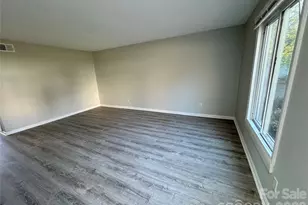 1906 Mereview Ct, Charlotte, NC 28210 - Photo 11