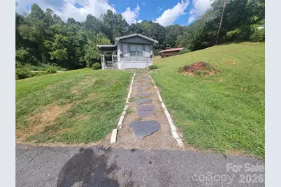 204 Kudzu Loop, Waynesville, NC 28786 - Photo 7