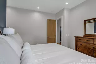 14 Keats Rd, Black Mountain, NC 28711 - Photo 25
