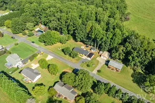 2428 Side Ln, Conover, NC 28613 - Photo 27