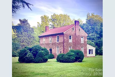 290 E Maple Avenue, Mocksville, NC 27028 - Photo 1