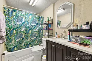 7 Fieldcrest Cir, Asheville, NC 28806 - Photo 23