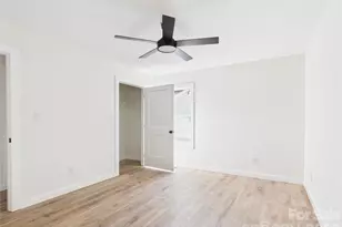 210 22nd Ave Pl NE, Hickory, NC 28601 - Photo 9