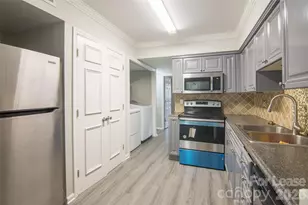 7908 Horse Chestnut Ln, Charlotte, NC 28277 - Photo 19