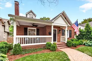 2121 Charlotte Dr, Charlotte, NC 28203 - Photo 3