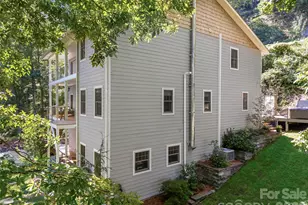 349 View Rock Ln, Hendersonville, NC 28791 - Photo 47