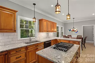 349 View Rock Ln, Hendersonville, NC 28791 - Photo 15
