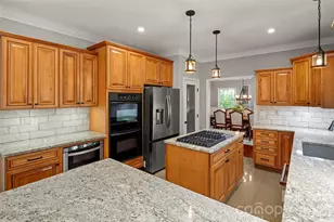 349 View Rock Ln, Hendersonville, NC 28791 - Photo 13