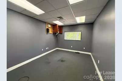 2315 Catawba Valley Boulevard SE #1, Hickory, NC 28602 - Photo 11
